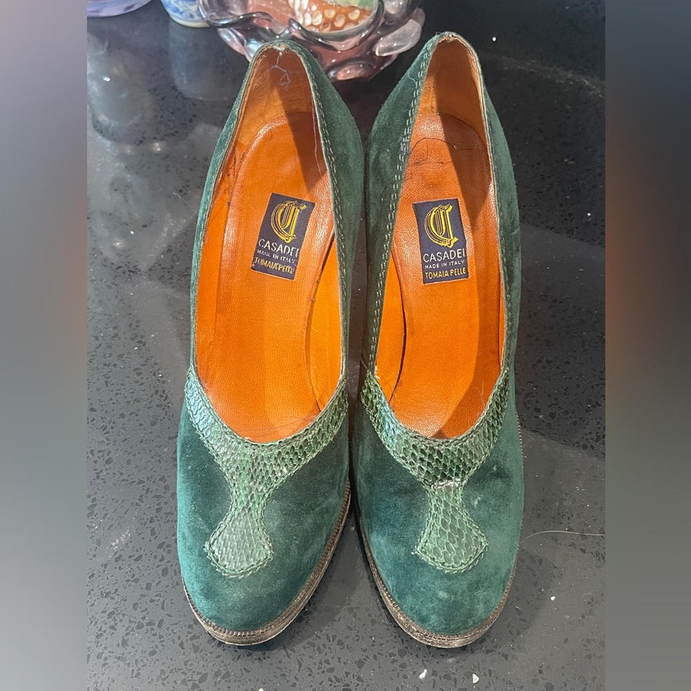 Vintage 1980’s Casadei Made in Italy Green high heels Women's size 6 1/2